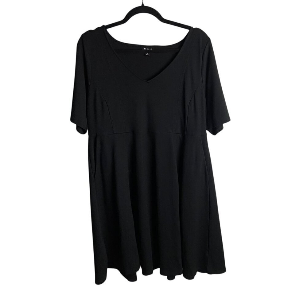 Torrid Size 1 Mini Ponte V-Neck Skater Dress Black Classic Basic 1X Casual Event